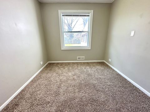 Tiny photo for 1152 Hiawatha Drive, Elgin, IL 60120 (MLS # 12498128)