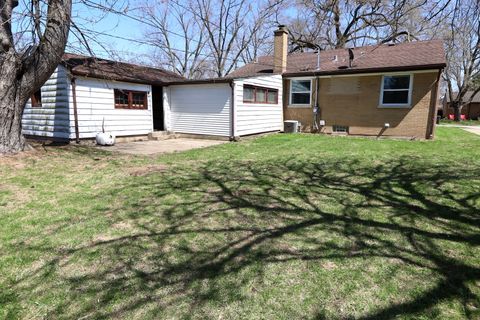 Tiny photo for 1152 Hiawatha Drive, Elgin, IL 60120 (MLS # 12498128)