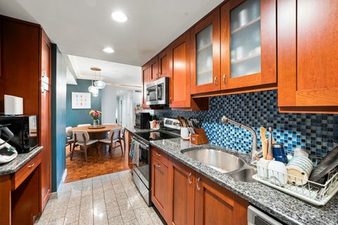 Tiny photo for 2100 N Lincoln Park W. PARK #5EN, Chicago, IL 60614 (MLS # 12794508)