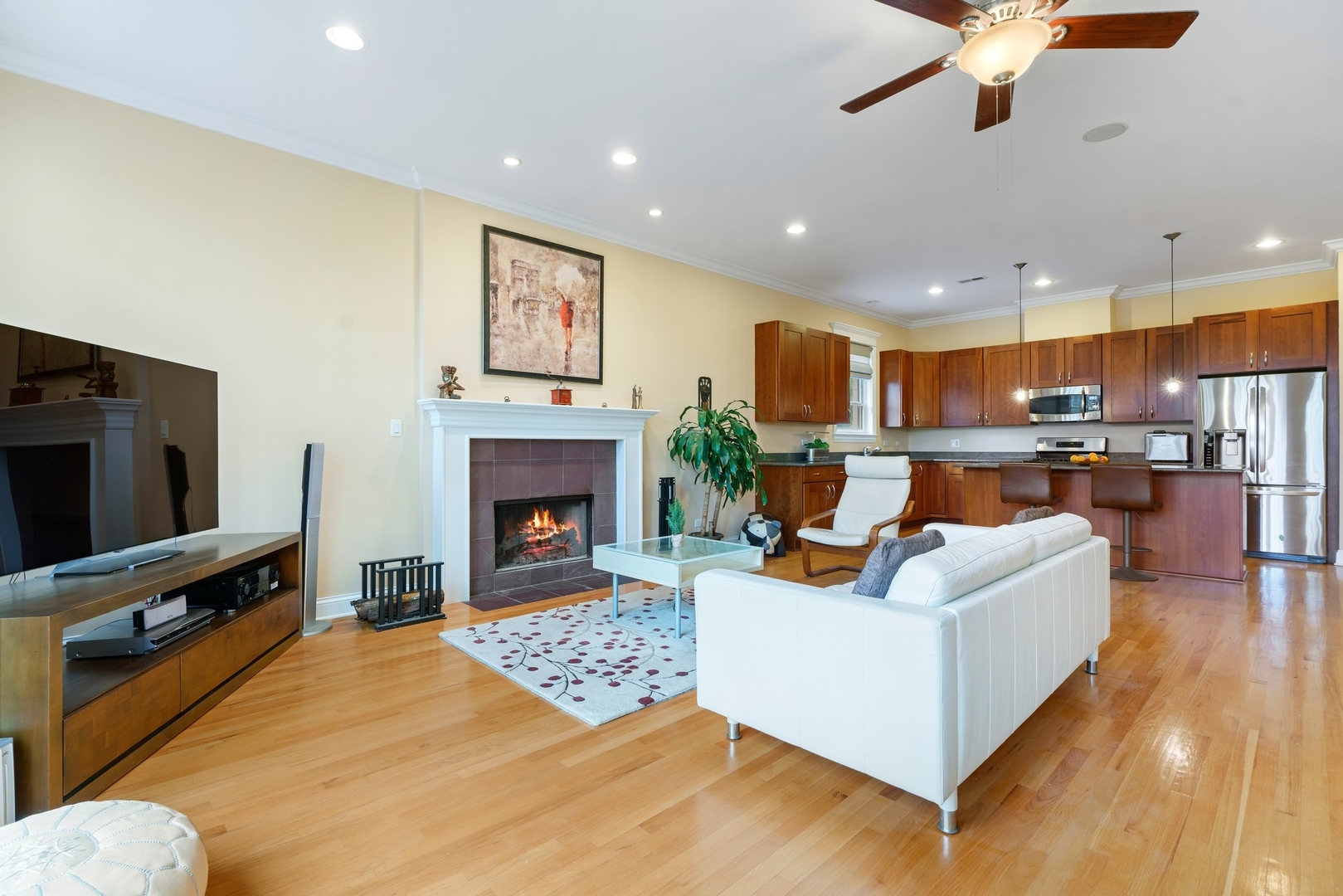 3820 N GREENVIEW Avenue 3P
