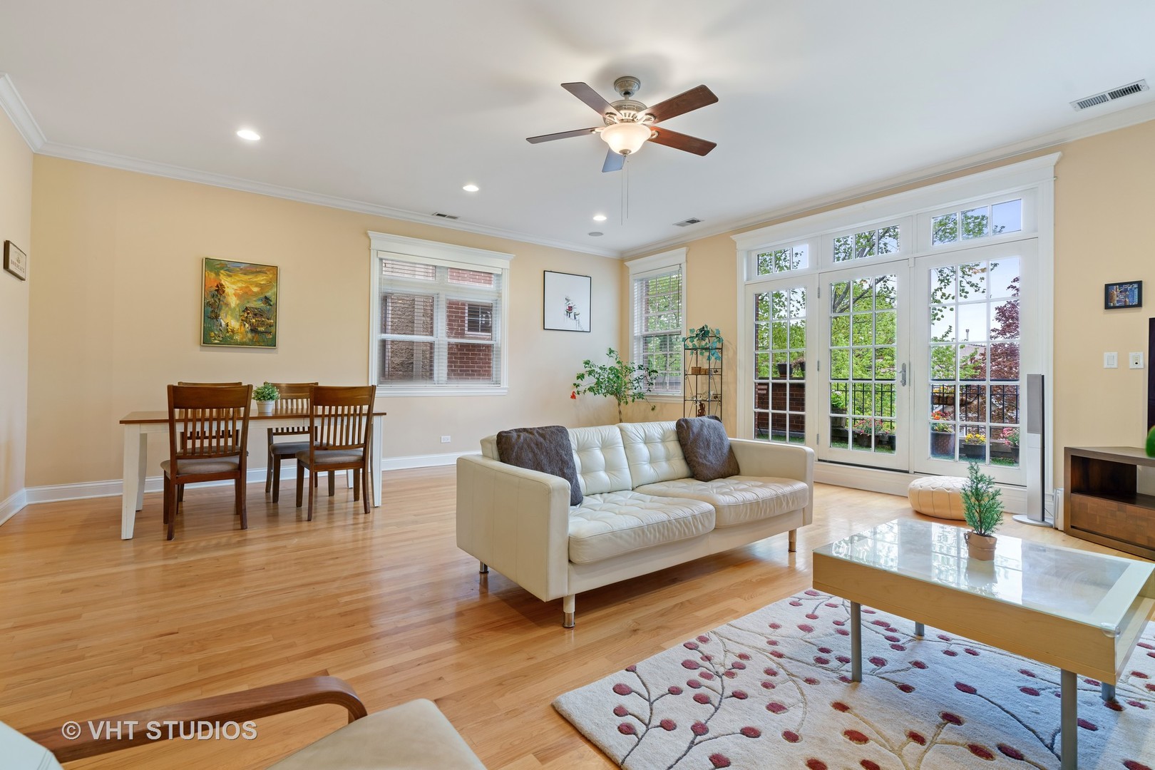 3820 N GREENVIEW Avenue 3P