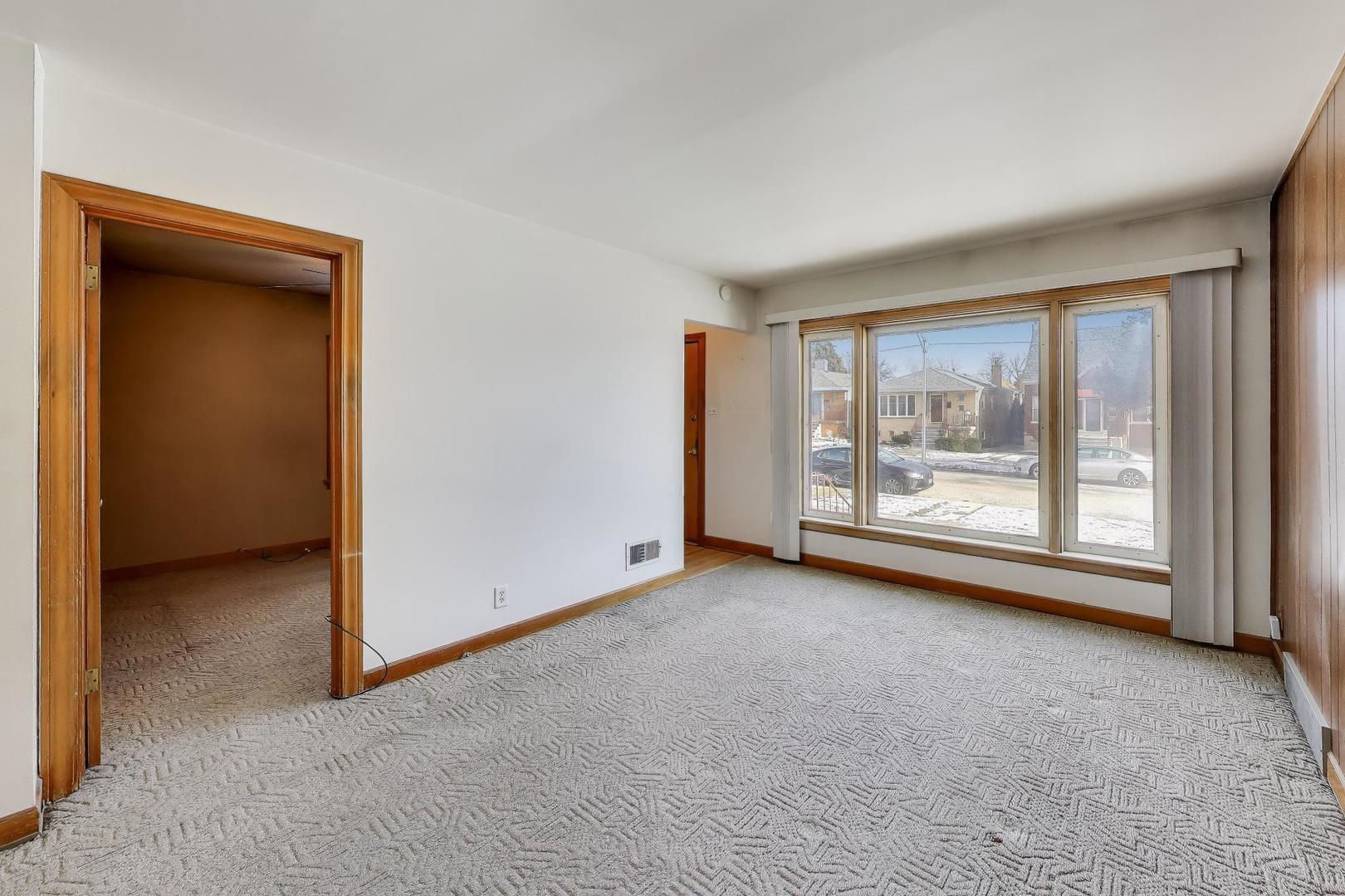 5546 S Nottingham Avenue