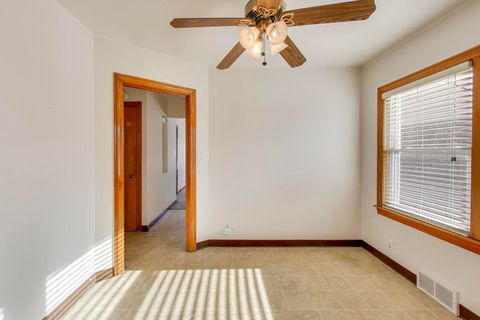 Tiny photo for 5546 S Nottingham Avenue, Chicago, IL 60638 (MLS # 12541550)