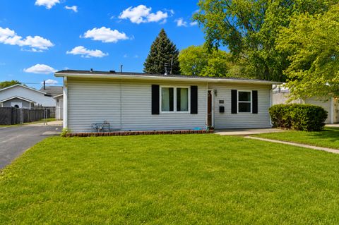 Tiny photo for 2006 E 7th Street, Sterling, IL 61081 (MLS # 12637957)