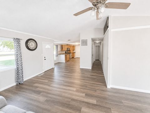 Tiny photo for 2006 E 7th Street, Sterling, IL 61081 (MLS # 12637957)