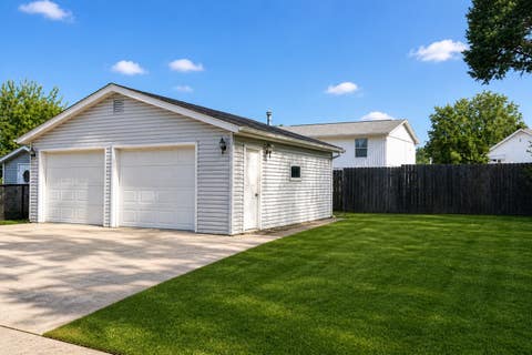 Tiny photo for 2006 E 7th Street, Sterling, IL 61081 (MLS # 12637957)