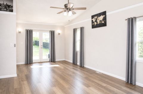 Tiny photo for 2006 E 7th Street, Sterling, IL 61081 (MLS # 12637957)