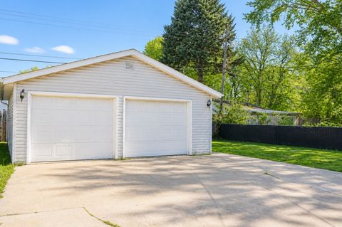 Tiny photo for 2006 E 7th Street, Sterling, IL 61081 (MLS # 12637957)