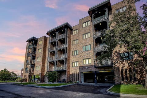 Photo of 9335 LANDINGS Lane #307, Des Plaines, IL 60016 (MLS # 12643788)