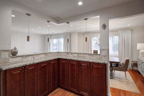 Tiny photo for 9335 LANDINGS Lane #307, Des Plaines, IL 60016 (MLS # 12643788)
