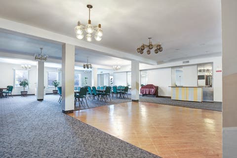 Tiny photo for 9335 LANDINGS Lane #307, Des Plaines, IL 60016 (MLS # 12643788)