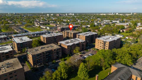 Tiny photo for 9335 LANDINGS Lane #307, Des Plaines, IL 60016 (MLS # 12643788)