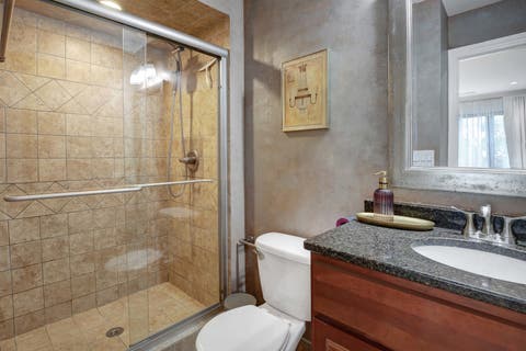 Tiny photo for 9335 LANDINGS Lane #307, Des Plaines, IL 60016 (MLS # 12643788)