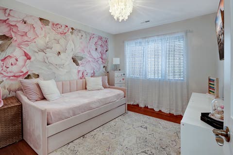 Tiny photo for 9335 LANDINGS Lane #307, Des Plaines, IL 60016 (MLS # 12643788)