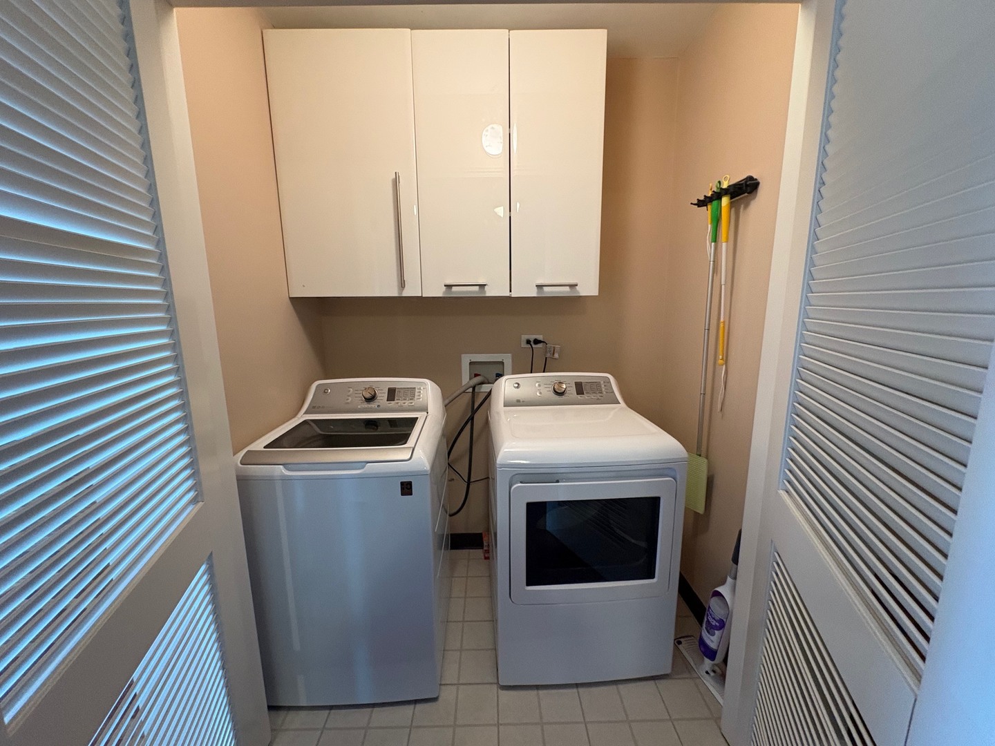 420 E Waterside Drive 3614