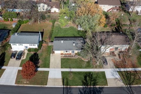 Tiny photo for 1320 Hassell Road, Hoffman Estates, IL 60169 (MLS # 12520363)