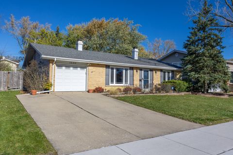 Tiny photo for 1320 Hassell Road, Hoffman Estates, IL 60169 (MLS # 12520363)