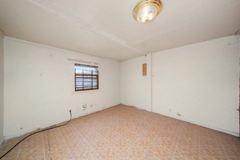 Tiny photo for 7611 S Aberdeen Street, Chicago, IL 60620 (MLS # 12507783)