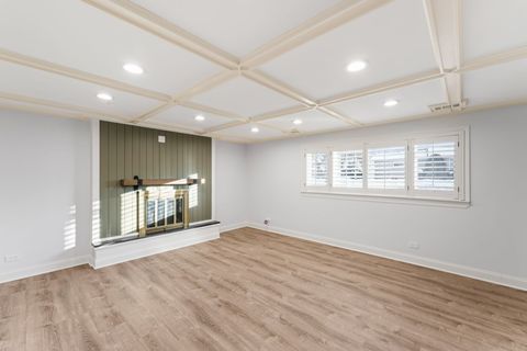 Tiny photo for 700 Florence Drive, Park Ridge, IL 60068 (MLS # 12535072)