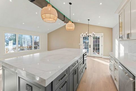 Tiny photo for 700 Florence Drive, Park Ridge, IL 60068 (MLS # 12535072)