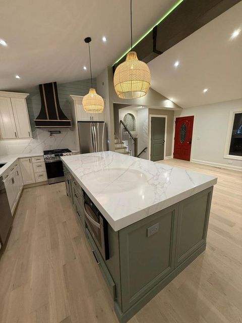 Tiny photo for 700 Florence Drive, Park Ridge, IL 60068 (MLS # 12535072)