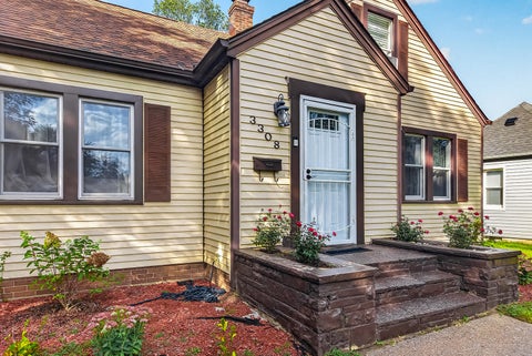 Tiny photo for 3308 California Road, Rockford, IL 61108 (MLS # 12752198)