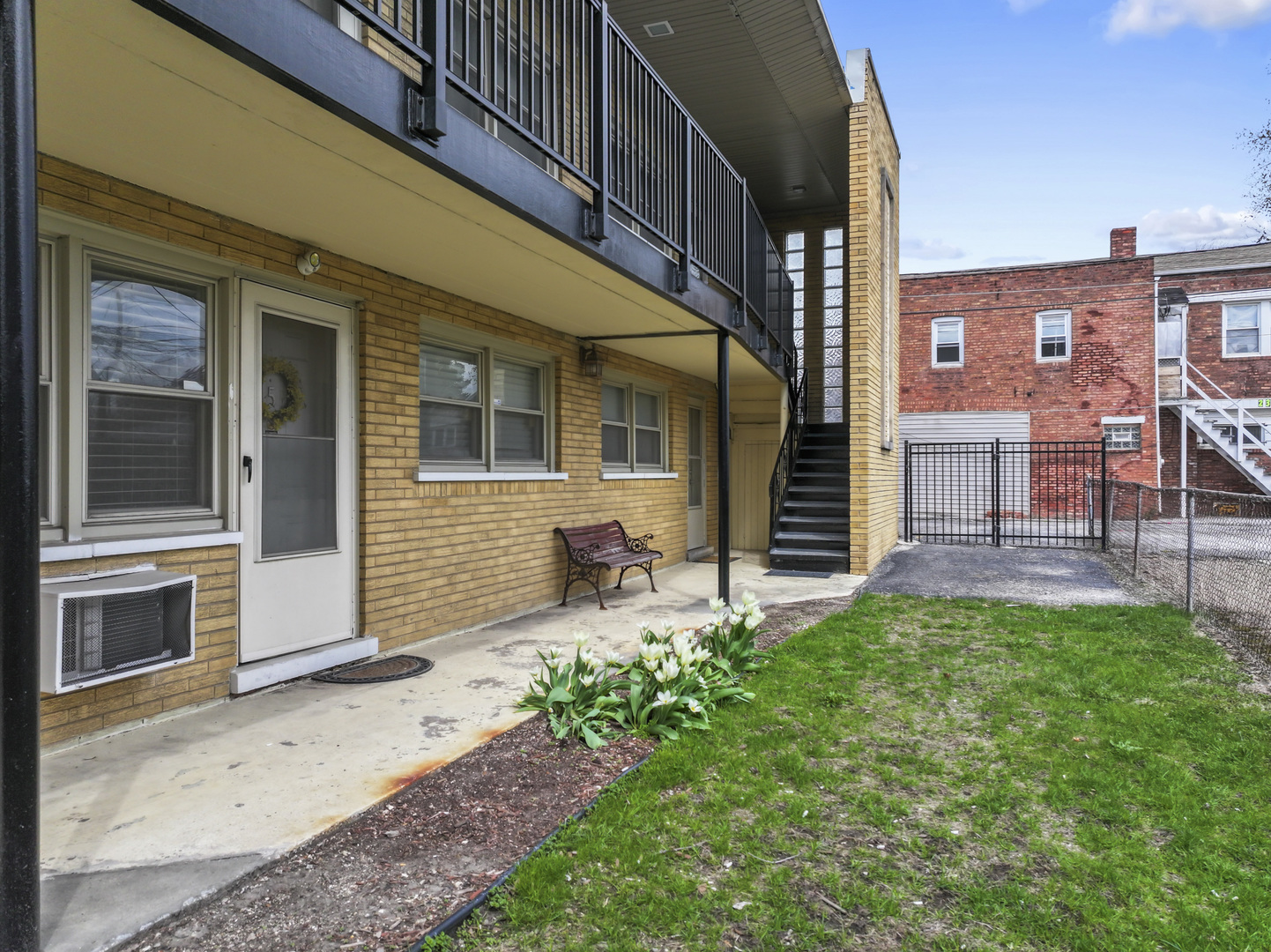 2336 Union Street 5