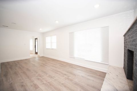 Tiny photo for 7945 Mobile Avenue, Burbank, IL 60459 (MLS # 12618068)