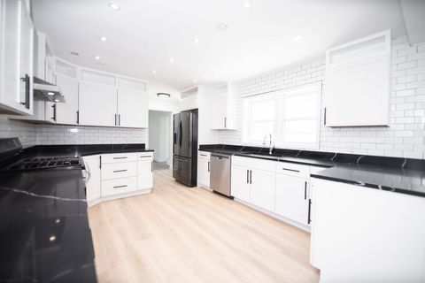 Tiny photo for 7945 Mobile Avenue, Burbank, IL 60459 (MLS # 12618068)