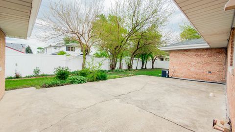 Tiny photo for 7945 Mobile Avenue, Burbank, IL 60459 (MLS # 12618068)