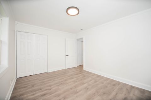 Tiny photo for 7945 Mobile Avenue, Burbank, IL 60459 (MLS # 12618068)