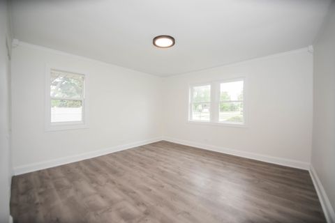 Tiny photo for 7945 Mobile Avenue, Burbank, IL 60459 (MLS # 12618068)