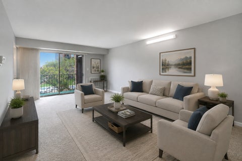 Tiny photo for 1101 S Hunt Club Drive #204, Mount Prospect, IL 60056 (MLS # 12741911)