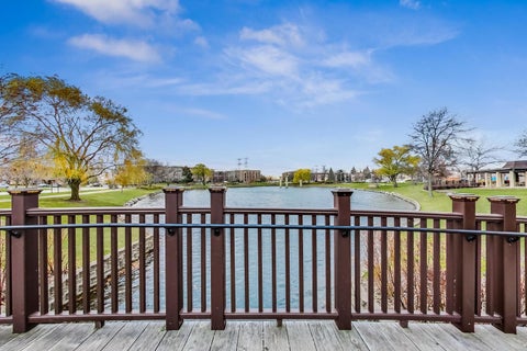 Tiny photo for 1101 S Hunt Club Drive #204, Mount Prospect, IL 60056 (MLS # 12741911)