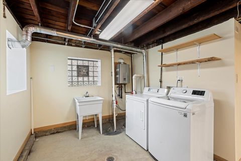 Tiny photo for 3614 N HAMLIN Avenue, Chicago, IL 60618 (MLS # 12484340)