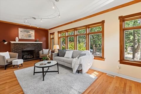 Tiny photo for 3614 N HAMLIN Avenue, Chicago, IL 60618 (MLS # 12484340)