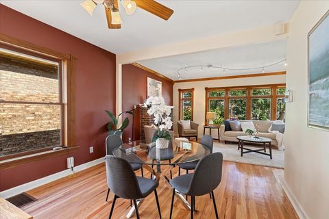 Tiny photo for 3614 N HAMLIN Avenue, Chicago, IL 60618 (MLS # 12484340)