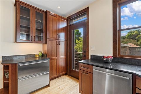 Tiny photo for 3614 N HAMLIN Avenue, Chicago, IL 60618 (MLS # 12484340)