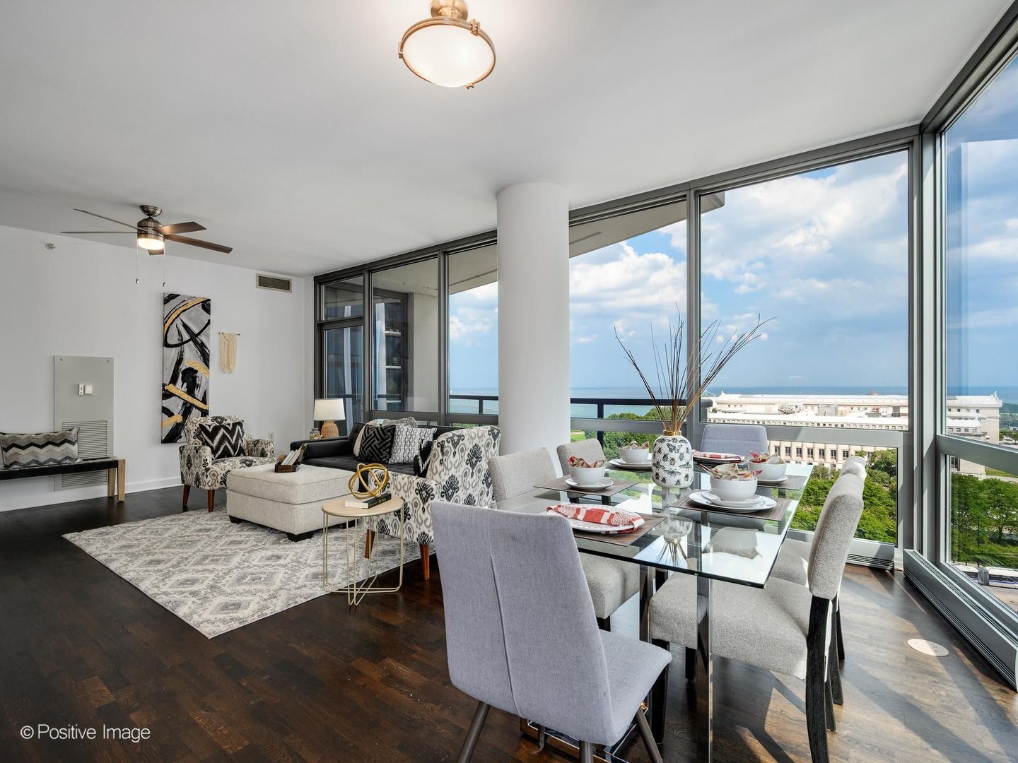 1235 S Prairie Avenue 1404