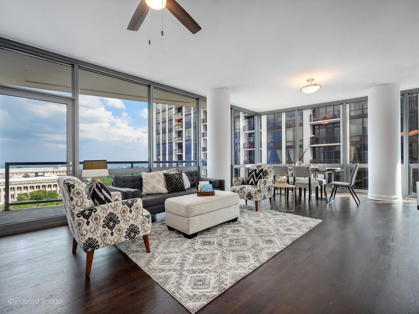 1235 S Prairie Avenue 1404