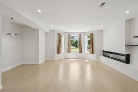 Tiny photo for 4528 S King Drive #2, Chicago, IL 60653 (MLS # 12676076)