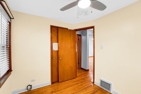 Tiny photo for 11312 S Avenue H, Chicago, IL 60617 (MLS # 12426883)