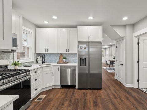 Tiny photo for 3734 Lombard Avenue, Berwyn, IL 60402 (MLS # 12597123)