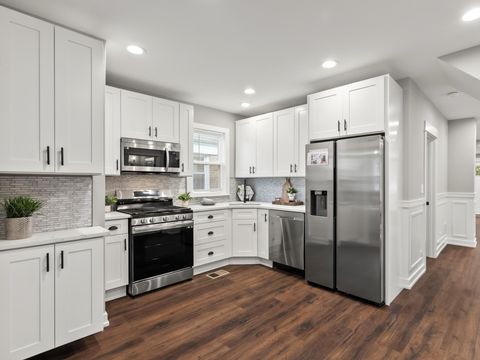 Tiny photo for 3734 Lombard Avenue, Berwyn, IL 60402 (MLS # 12597123)