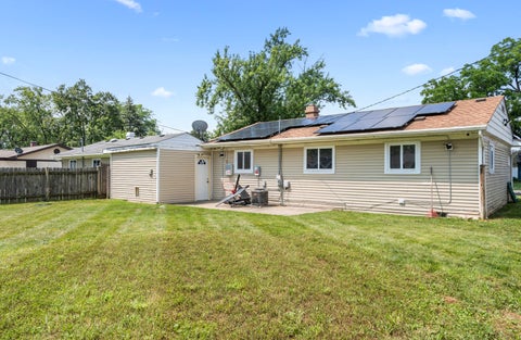 Tiny photo for 27 Cardinal Lane, Carpentersville, IL 60110 (MLS # 12757536)