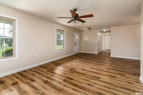 Tiny photo for 12852 Quarter Horse Road, Marion, IL 62959 (MLS # QC4266930)