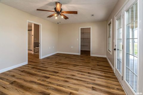 Tiny photo for 12852 Quarter Horse Road, Marion, IL 62959 (MLS # QC4266930)