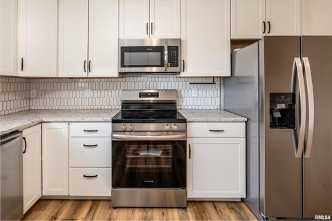 Tiny photo for 12852 Quarter Horse Road, Marion, IL 62959 (MLS # QC4266930)