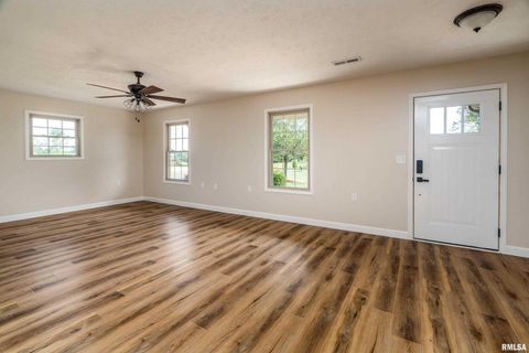 Tiny photo for 12852 Quarter Horse Road, Marion, IL 62959 (MLS # QC4266930)