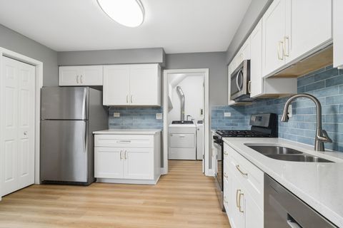 Tiny photo for 927 Hidden Lake Drive #0, Buffalo Grove, IL 60089 (MLS # 12615256)